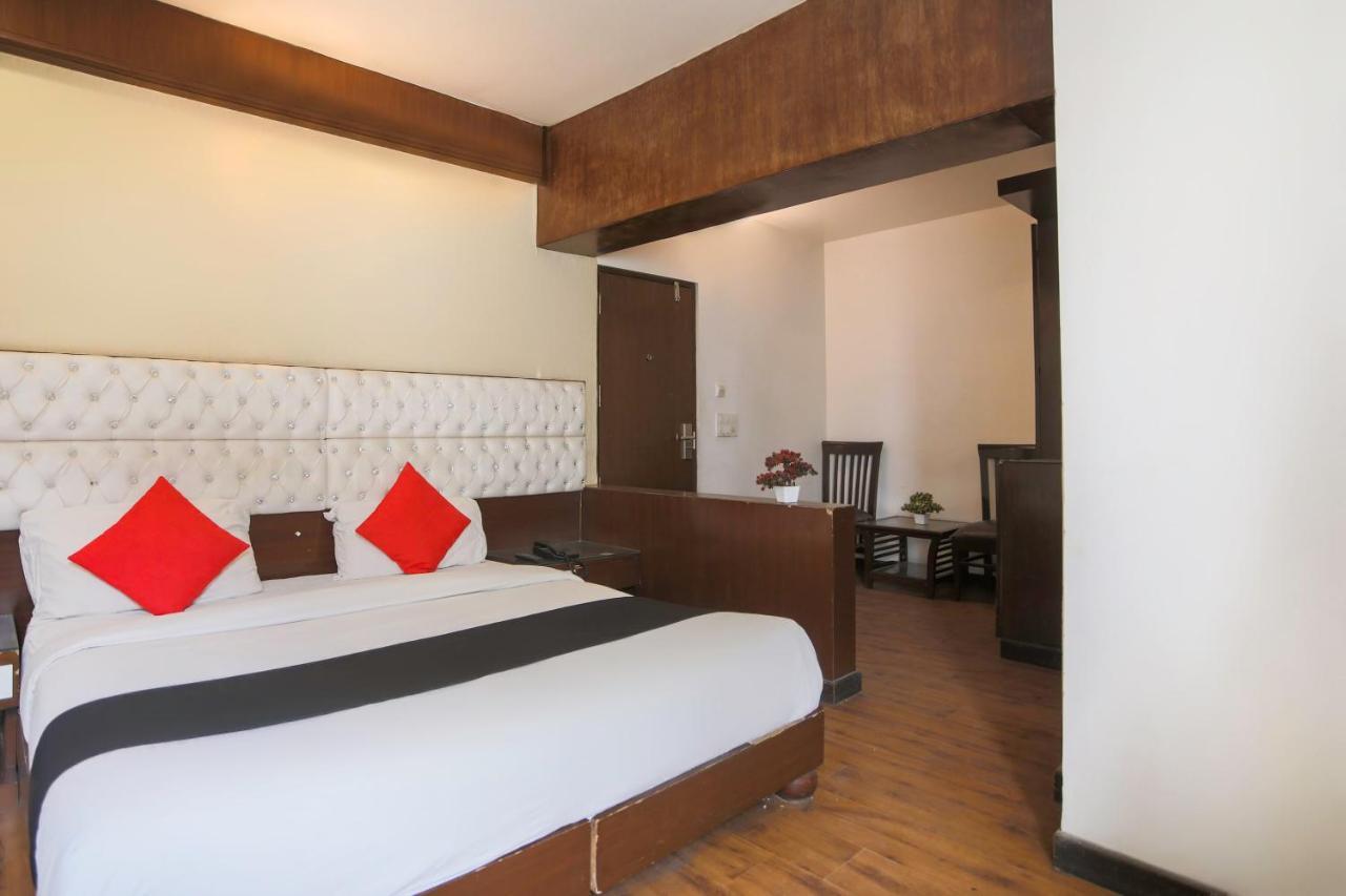 Hotel O Parktel Indirapuram ภายนอก รูปภาพ